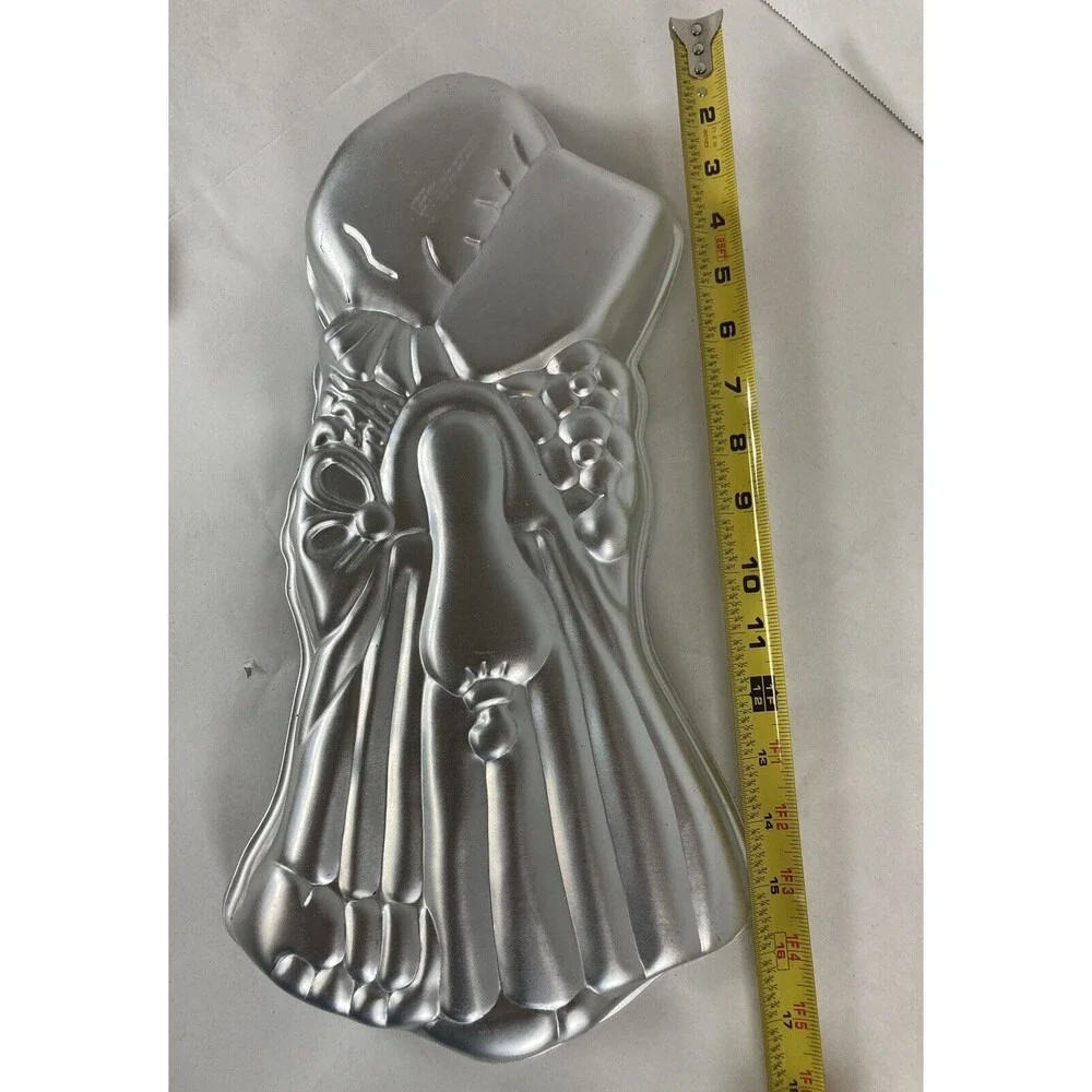 Wilton Holly Hobbie 1975 Aluminum Happy Birthday Cake Pan 17x8 Vintage Baking